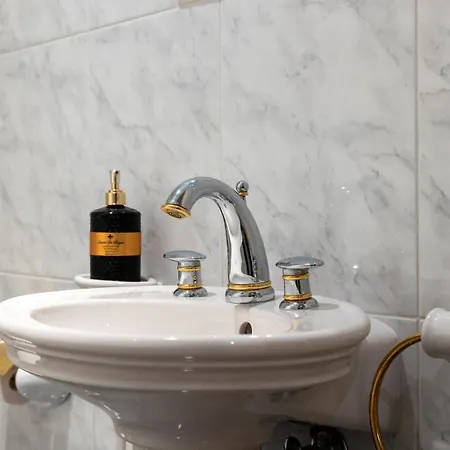 Dictumfactum Luxury * Reval