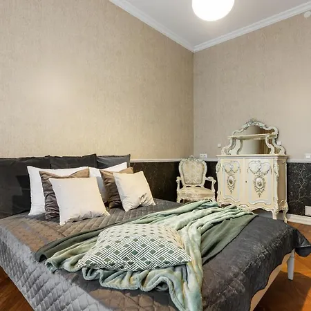Apartment Dictumfactum Luxury